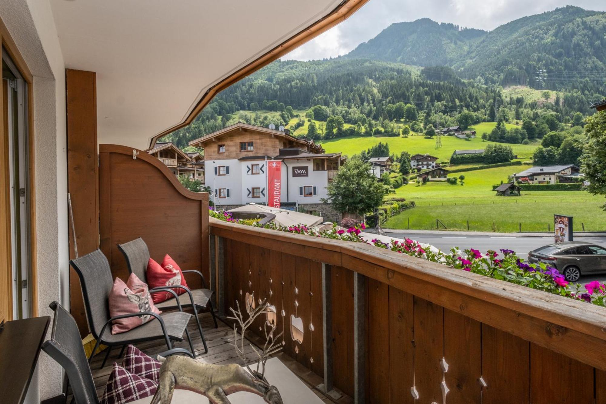 Dorfkrug Kaprun - Luxury Suites & Appartements By Sfl エクステリア 写真